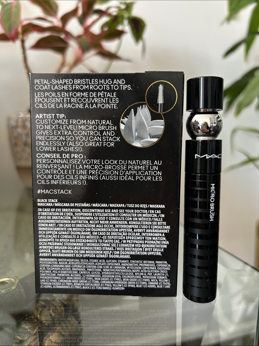 MAC Stack Micro Brush Lengthening & Volumizing - Picture 2 of 4